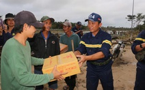 Công an TP.HCM chi viện tỉnh Đắk Lắk, hỗ trợ công tác cứu hộ, dọn dẹp sau lũ