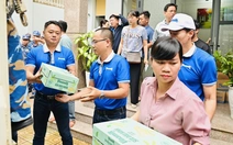 Vinamilk hỗ trợ 48 tấn sản phẩm đến bà con vùng lũ miền Trung