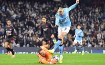 Haaland dự bị, Man City thua sốc Leverkusen