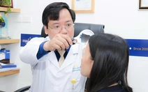 Xài mỹ phẩm 'nước ngoài' bạn trai tặng, cô gái hốt hoảng đi viện vì bong tróc da mặt