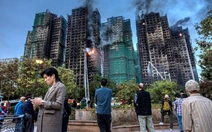 Cháy chung cư Hong Kong: 94 người chết, các tầng cao vẫn còn cháy