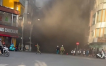 Cháy lớn hầm xe thẩm mỹ viện ở phường Bàn Cờ