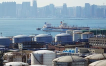 Mỹ siết lệnh trừng phạt, Trung Quốc giảm gần nửa lượng dầu nhập từ Nga