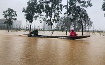 Huế lại mưa trắng trời, người dân đón trận lũ thứ 3 trong vòng 1 tuần