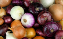 Cha mẹ không nên tin 'mẹo chữa bệnh bằng hành tây' lan truyền trên mạng