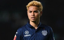 Thái Lan bất ngờ gọi 'vua cùi chỏ' trở lại đội tuyển