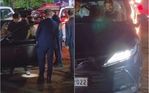 Tỉ phú bỏ Rolls-Royce đi Toyota Camry