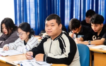 Hồ Dân Chính - Sinh viên ĐH Duy Tân với hành trình đầy nghị lực trên giảng đường