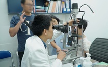 Cảnh báo trẻ bị áp xe hốc mắt do viêm xoang dễ nhầm lẫn với cảm cúm