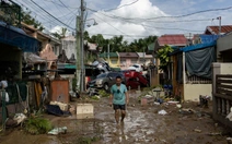 Kinh tế Philippines giảm tốc mạnh vì tham nhũng dự án chống ngập và thiên tai liên tiếp