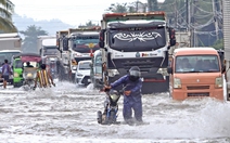 Philippines sơ tán hơn 100.000 người, hủy 300 chuyến bay do bão Phượng Hoàng