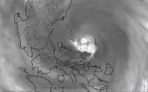 Bão Phượng Hoàng mạnh lên đầu cấp siêu bão