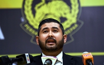 Bóng đá Malaysia nhận loạt tin sốc, bỗng nhiên... hết sạch tiền