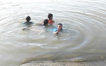 Chỉ 30% học sinh biết bơi, ở vùng sông nước cũng không biết bơi, sao giảm đuối nước thương tâm?