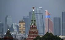 15 drone bay về hướng Matxcơva, xuồng không người lái tấn công tàu chở dầu ở Biển Đen