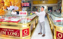 Mang vàng giả đến tiệm vàng cầm cố, lừa đảo cả trăm triệu đồng