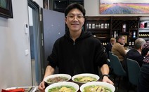 Giới thiệu phở Việt Nam với bạn bè Đức đúng vào 'Ngày của Phở'