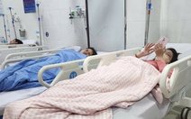 Nhiều người nghi ngộ độc, phải nhập viện sau khi ăn bánh mì H.V. ở Quảng Ngãi