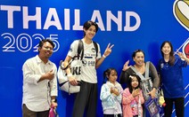 SEA Games 33: Vừa coi đấu, vừa mua sắm