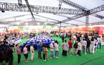 Ngày của Phở 2025: ngày cuối còn đông hơn ngày đầu, khách xếp hàng dài chờ