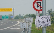 Cao tốc về miền Tây thiếu trạm dừng, tài xế vẫn phải 'giải quyết nỗi buồn' dọc đường