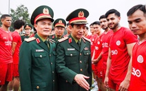 Bộ trưởng Bộ Quốc phòng gặp mặt, động viên CLB Thể Công - Viettel