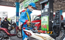 Vì sao xăng E10 khó bán dù đã thí điểm nhiều tháng?