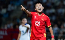 Nữ Việt Nam - Philippines (hiệp 1) 0-0: Trọng tài mắc sai lầm, Bích Thùy bị từ chối bàn thắng