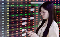 Sắc đỏ phủ thị trường: Cổ phiếu DGC, QCG nằm sàn 2 phiên liên tiếp