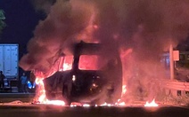 Cháy xe cứu thương trên cao tốc TP.HCM - Long Thành - Dầu Giây, 3 người chết