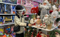 Đà Nẵng: Giáng sinh cận kề nhưng thị trường đồ trang trí ảm đạm