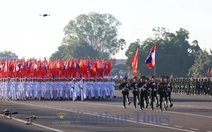 Chùm ảnh lễ diễu binh kỷ niệm 50 năm Quốc khánh Lào