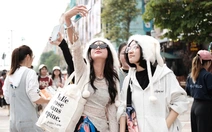 Hàng chục ngàn khán giả đổ về Y-Concert dài 10 tiếng, mang theo cả đồ ăn thức uống