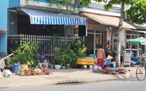 Thấy người ta có loa rao hàng nên cũng mở loa cho dễ bán, dân xung quanh lãnh đủ