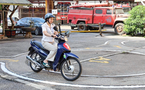 Cử tri đề nghị cho học sinh từ 16 tuổi thi bằng lái xe, Bộ Xây dựng nói 'chưa phù hợp'