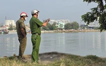 Điều tra vụ thi thể nam giới trôi trên sông Sài Gòn