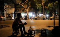 Người trở lại thành phố mưu sinh cũng chênh vênh sau ngày đoàn viên