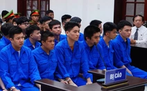 Hơn 30 thanh thiếu niên liên quan vụ án băng 'quàng khăn đỏ' hầu tòa