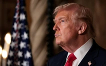 Ông Trump triệu hồi gần 30 đại sứ: Đảng Dân chủ cảnh báo, Bộ Ngoại giao bảo vệ