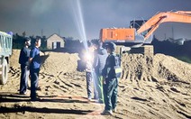 Bắt quả tang 2 vụ khai thác cát trái phép trên sông Kôn, tạm giữ 39 người