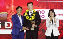 Lễ trao giải Quả bóng vàng Việt Nam 2025: Đình Bắc đoạt giải 'Cầu thủ nam trẻ xuất sắc nhất'