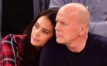 Vợ Bruce Willis nói bệnh sa sút trí tuệ của chồng làm mọi việc phức tạp hơn