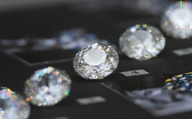 Ngành kim cương nhân tạo Ấn Độ tăng trưởng mạnh nhờ nhu cầu đá quý giá rẻ