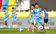 U22 Việt Nam - U22 Lào (hiệp 1) 0-0: Việt Nam chơi với 3 tiền đạo từ đầu trận