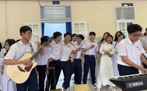 TP.HCM thực hiện 3 nhóm hoạt động để học sinh hạn chế sử dụng điện thoại