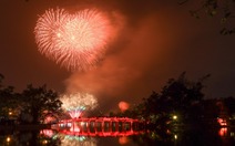 Pháo hoa rực sáng đêm giao thừa, chào năm mới 2026!