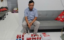 Tạm giữ hình sự một người làm giả con dấu, tài liệu của cơ quan, tổ chức