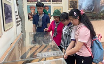 Sinh viên Lào, Campuchia về đất sen hồng gắn kết gia đình nuôi Việt Nam