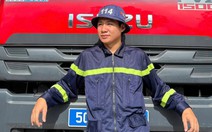 Đi giúp dân vùng lũ, chiến sĩ chữa cháy từ TP.HCM cứu nữ sinh thoát chết trong gang tấc