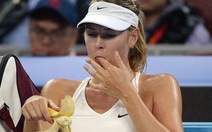 Vì sao Sharapova thường ăn chuối trong trận đấu?